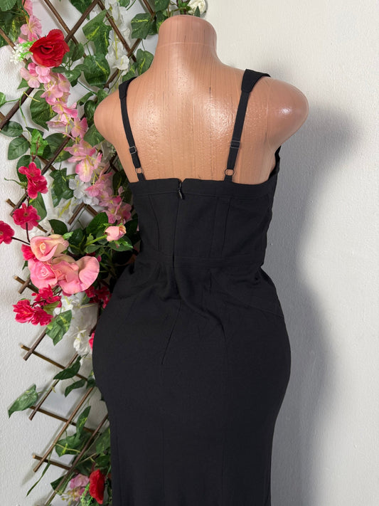 Robe soirée longue a bretelle buste croisée - Perluna Store - kinshasa