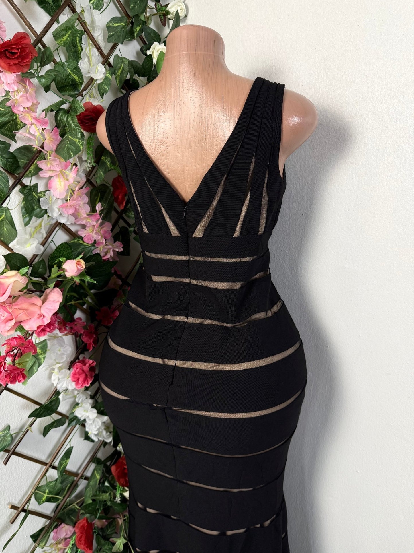 Robe soirée longue à queue de poisson sans manche - Perluna Store - kinshasa