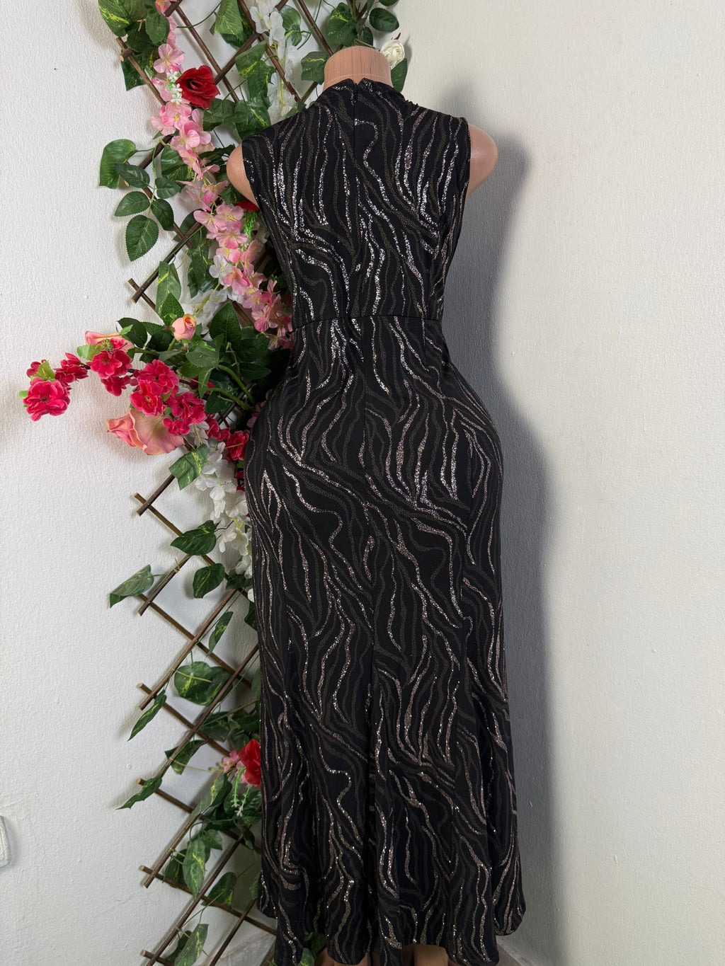 Robe soirée longue sans manches col V - Perluna Store