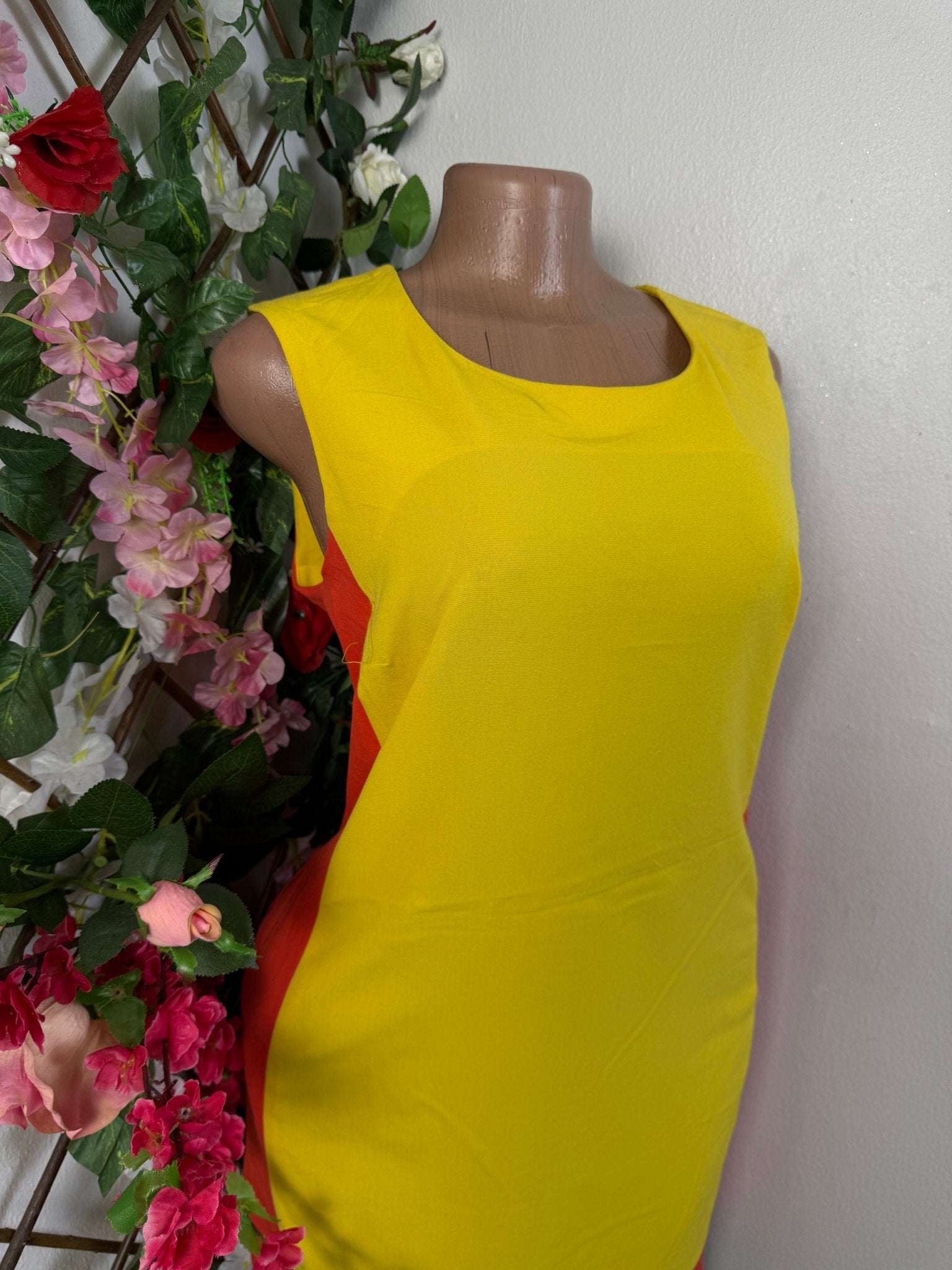 Robe tablier deux couleur sans manche - Perluna Store - kinshasa