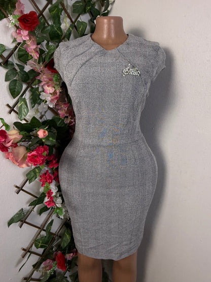 Robe tailleur sans manche - Perluna Store - kinshasa