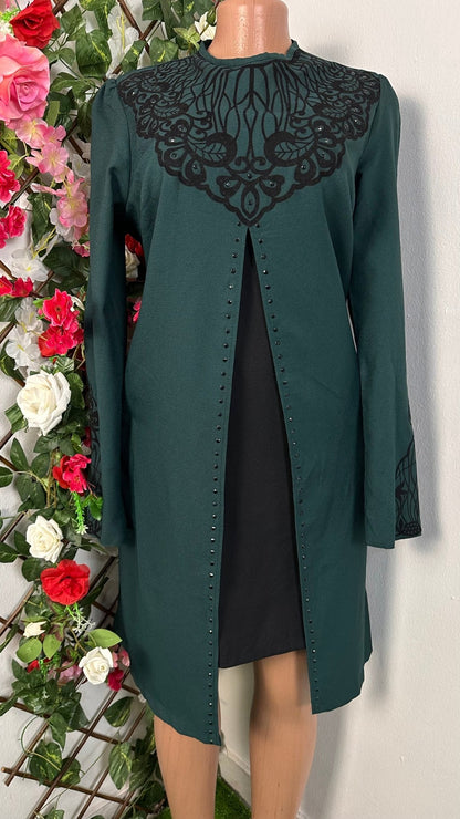 Robe tunique saisonnière à longue manche en tissu avec broderie noire - Perluna Store - kinshasa