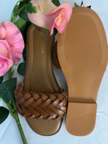 Sandale à babouche en cuire semelle basse - Perluna Store - kinshasa