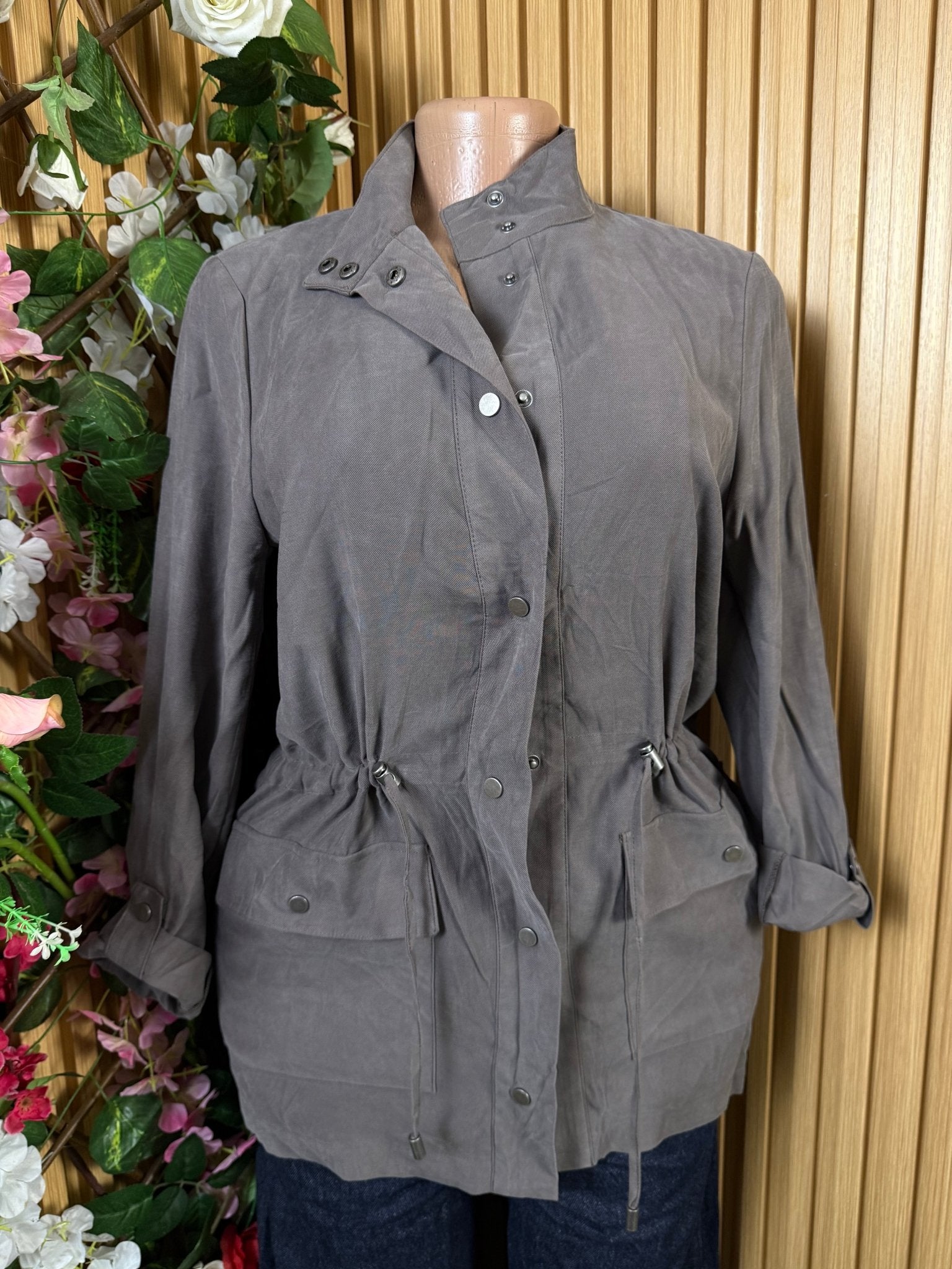 Veste blazer pour femme couleur gris à 6 boutons - Perluna Store