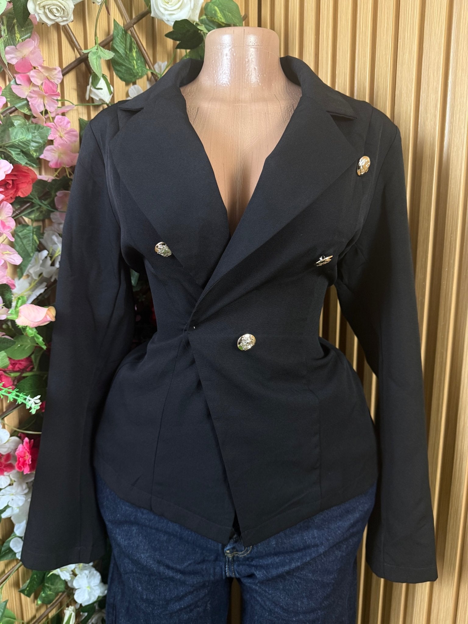 Veste blazer pour femme couleur noire quatre boutons - Perluna Store