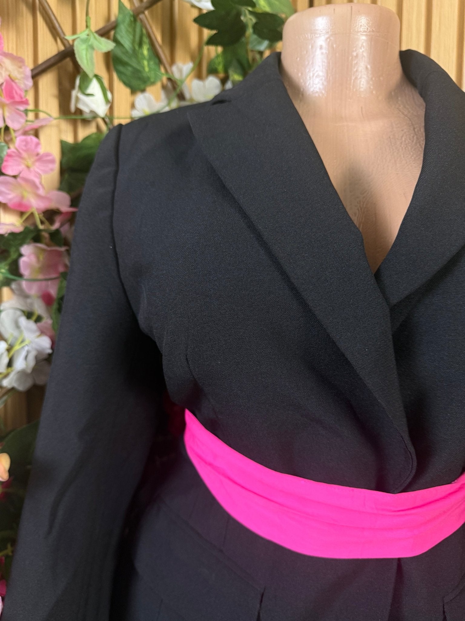 Veste blazer pour femme de couleur noire - Perluna Store