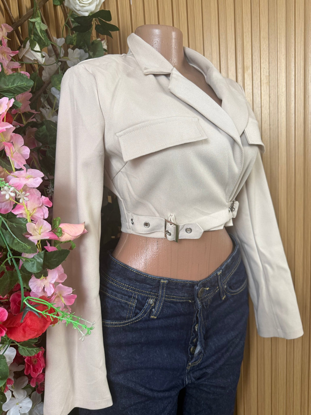 Veste blazer pour femme one bouton avec boucle - Perluna Store